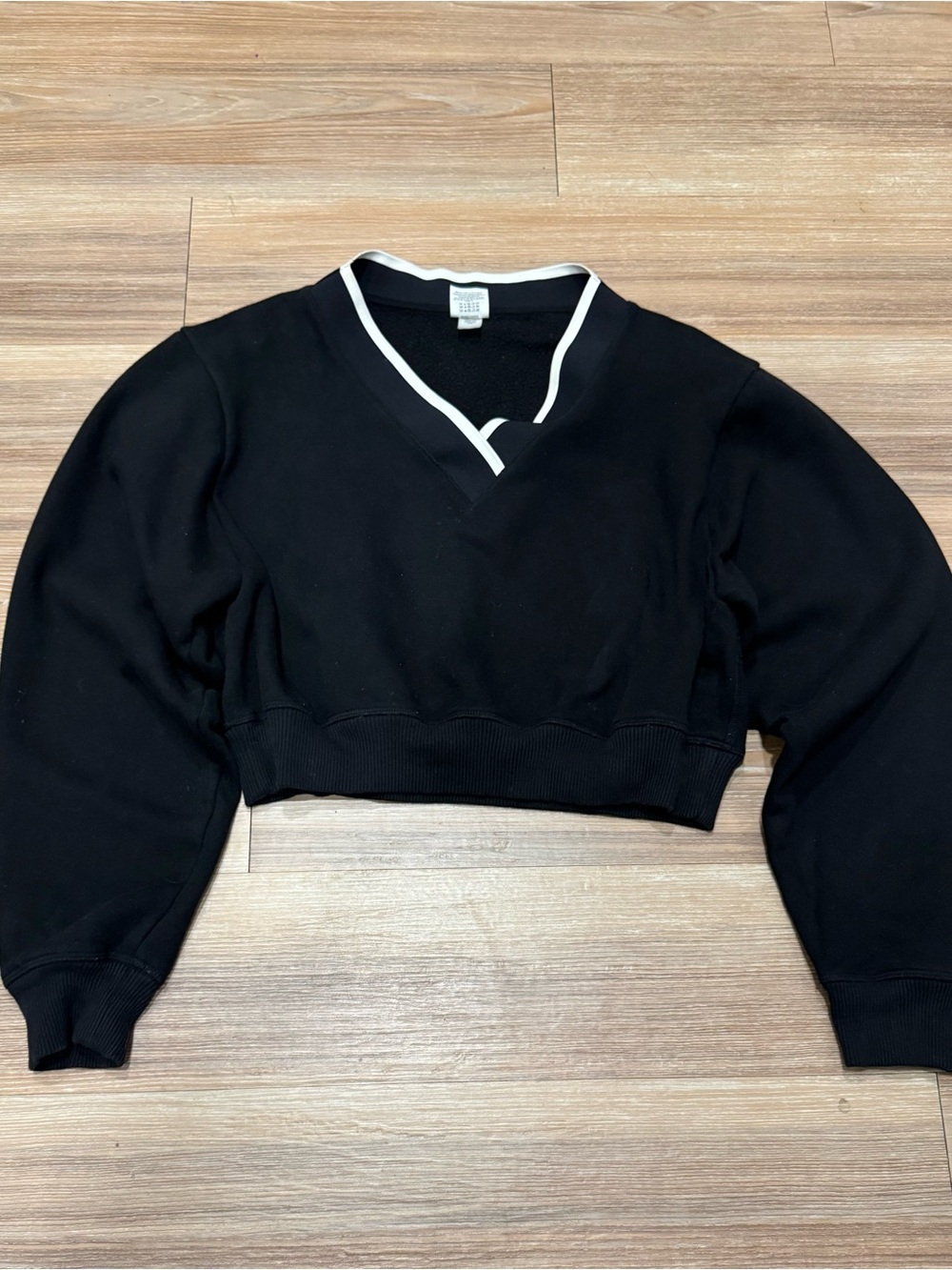 Pink by Victoria Secret Black V-Neck Cropped Sweater with White Trim size S